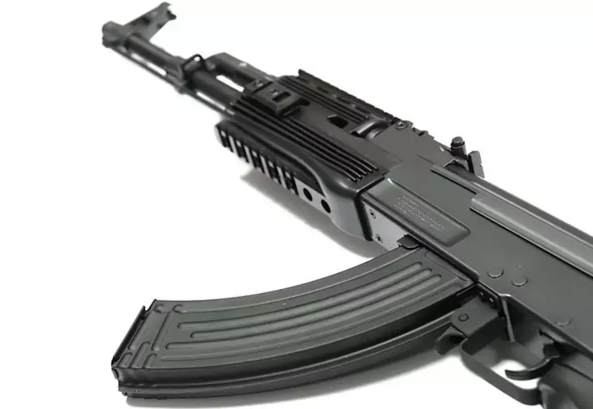 Cyma CM028B AK47S Tactical Rifle 0,5 Joule AEG